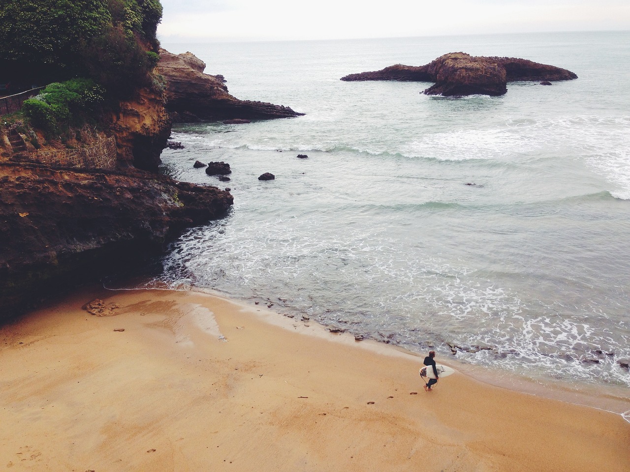 beach, sand, surfer-2631834.jpg